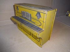 Pianoforte con manovella lira Distler