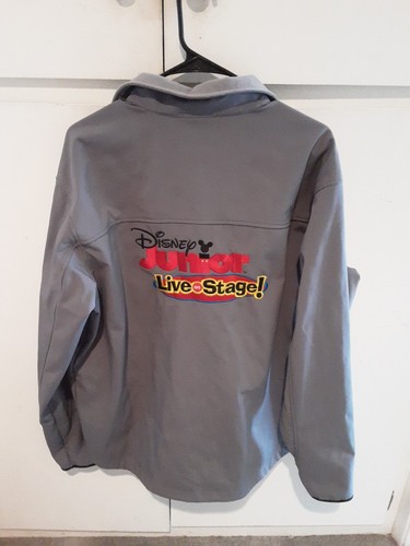 Disney cast crew junior - &,