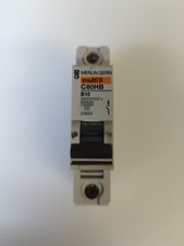 MERLIN GERIN 10 AMP CURVA B