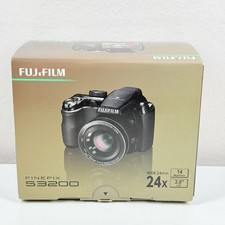 Fujifilm FinePix S3200 14,0