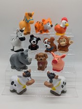 Lotto di 12 personaggi animali