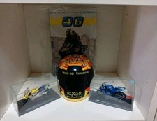Valentino Rossi Modellini Moto + Casco + Fumetto  46 di Milo Manara Honda Yamaha