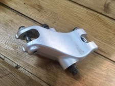 Attacco supporto bilanciere