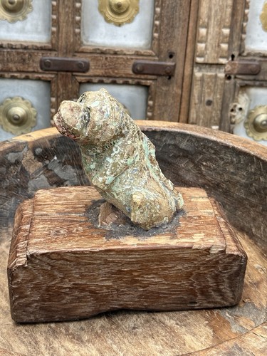Antica scultura primitiva