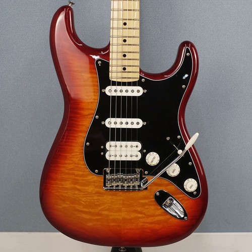 Fender player stratocaster hss - fender,