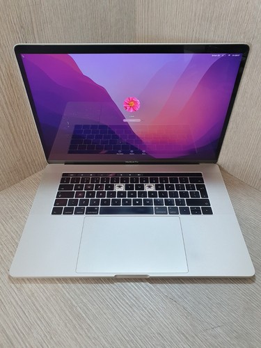 A1707 2016 apple macbook pro - 2016,