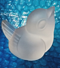 DELIZIOSA scultura uccellino in cristallo di Sevres, marchio