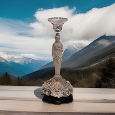 candelabro figurativo dama