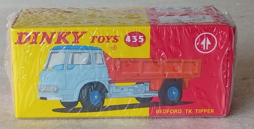 Dinky toys bedford tk - ●,