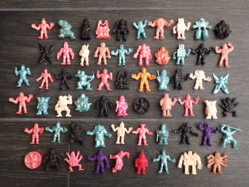 Lot 61 figurines - de,