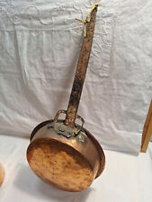 grande vecchia padella in rame