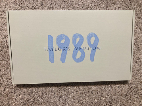 Taylor swift 1989 - -,