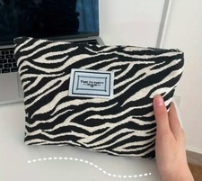 beauty pochette borsa a mano