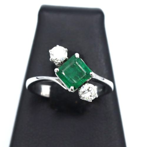 Anello contrarié con - , smeraldo