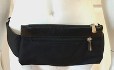 Borsa da cintura in nylon nero