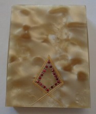 CIGARETTE HOLDER OR CARD