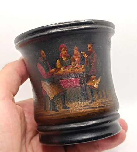 Pot crayons laqué russe - à,