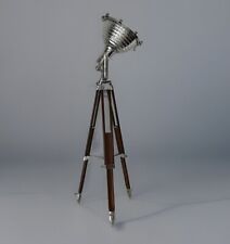 Piantana Ricavata Da Faro Navale Originale Con Treppiede Originale Di Teodolite.