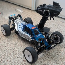 Team Associated RC10 B5M Mid