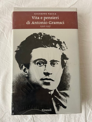 Libro vacca vita - e, di