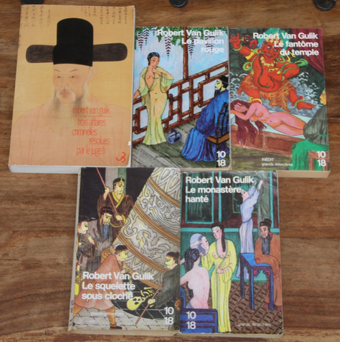 Robert van gulik lot - robert,