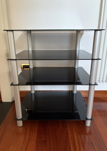 Mobile stereo rack in - mobile,