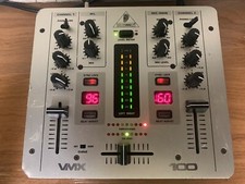 Behringer VMX100 MIXER PER DJ