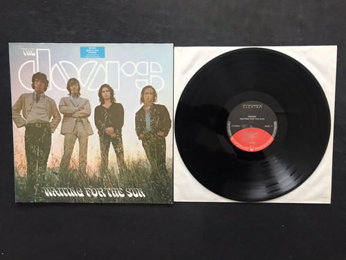 The doors waiting - doors,