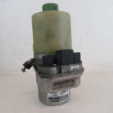 Pompa sterzo 6Q1423051 per VOLKSWAGEN POLO MK4 9N 2001-2005 usata (56440)