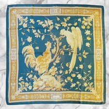 Sciarpa scialle Hermes Carre