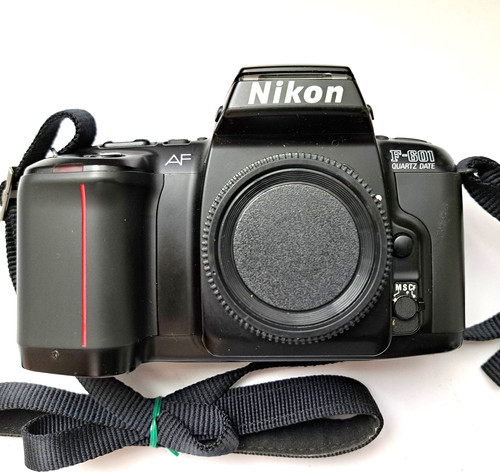 Nikon 601 quarz - nikon, date