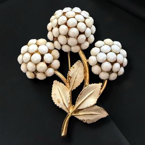 Spilla fiore bsk - spilla, latte