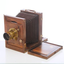 Macchina fotografica da viaggio Collodium / fotocamera a pannello di legno 13x18 A. WILZ Petzval Brass Lens