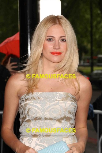 Pixie lott rare - rare, press
