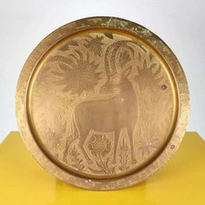 Elegante vassoio in ottone