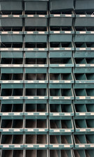 CONTENITORE A BECCO ASSEMBLABILE DI GRANDE FORMATO