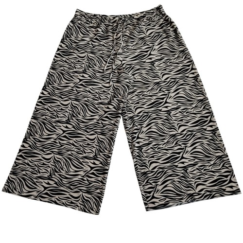 Pantalone the chic hero - the,