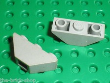 2x LEGO MdStone slope brick