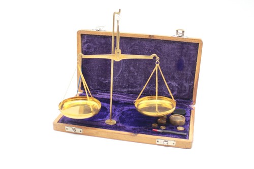 Bilancia precisione con - di,