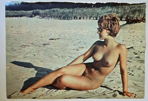 Erotica ragazza nuda erotic