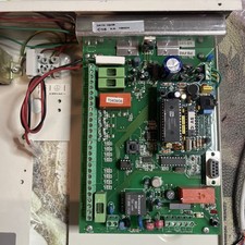 Centrale Di Allarme C16 AMC Completa Di Scatola Metallo Alimentatore E Sv/c