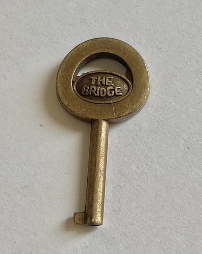 The bridge chiave per - -,