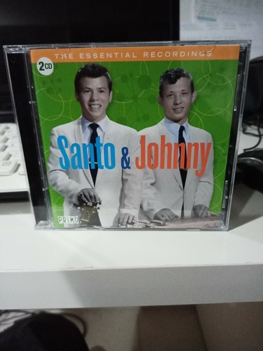Santo johnny the essential - johnny,