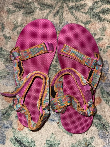 Scarpe donna ben indossate - scarpe,