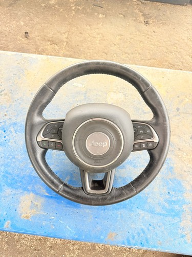 Volante con comandi pelle - comandi,
