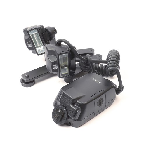 Canon 24ex macro twin - twin, lite