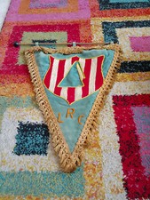 VECCHIO GAGLIARDETTO  RICAMATO A MANO +++vedi foto