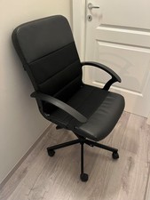 Sedia girevole nera con