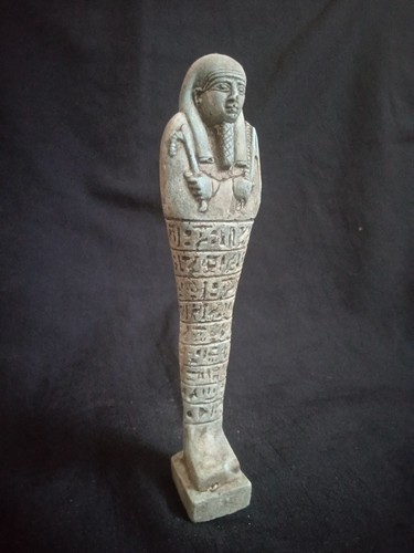 Esclusivamente ushabti - esclusivamente.,