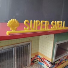 SHELL Stazione di servizio